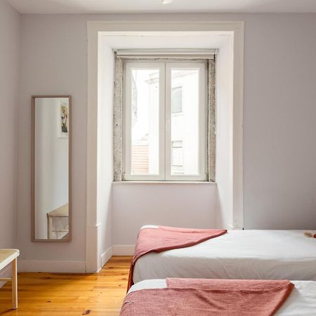 Joivy Inviting Flat Next To Carmo Convent Apartman Lisboa Kültér fotó