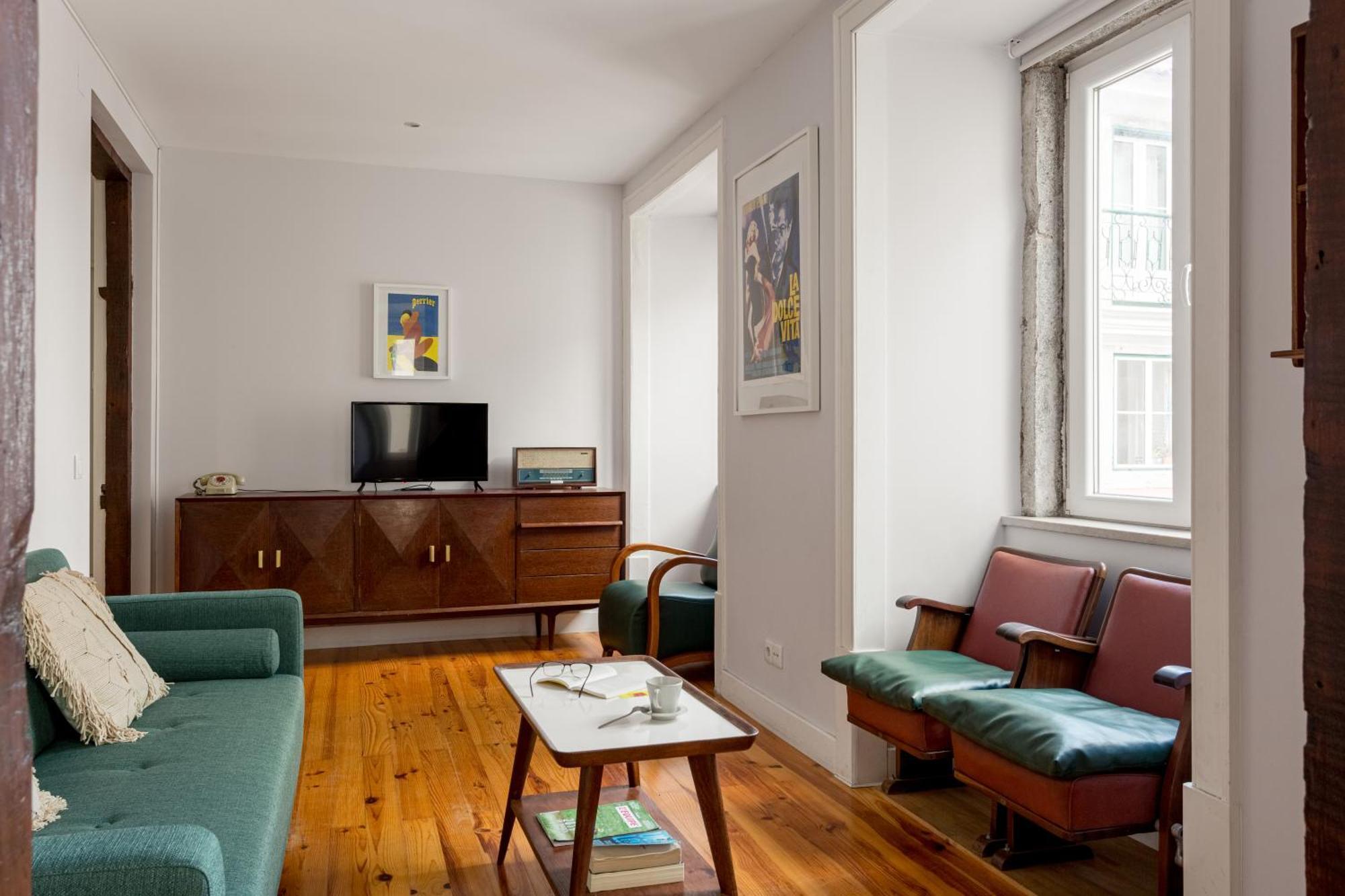 Joivy Inviting Flat Next To Carmo Convent Apartman Lisboa Kültér fotó